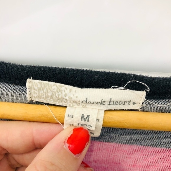 DEREK Heart stripe sweater dress - Picture 4 of 6